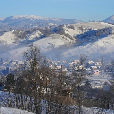 Мирослава Lazeșciîna Exterior foto