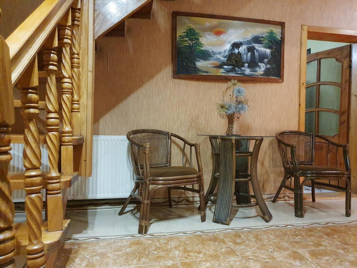 Мирослава Lazeșciîna Exterior foto